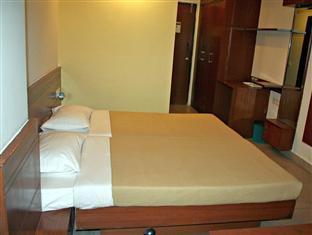 V2C Vintage Hotel Hyderabad Ngoại thất bức ảnh
