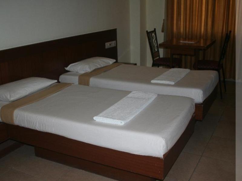 V2C Vintage Hotel Hyderabad Ngoại thất bức ảnh